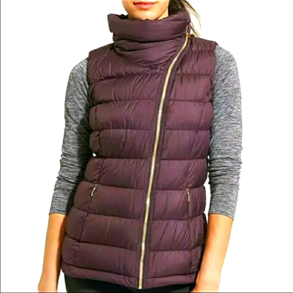 Athleta Downabout Asymmetrical Zip Puffer Down Vest XXS